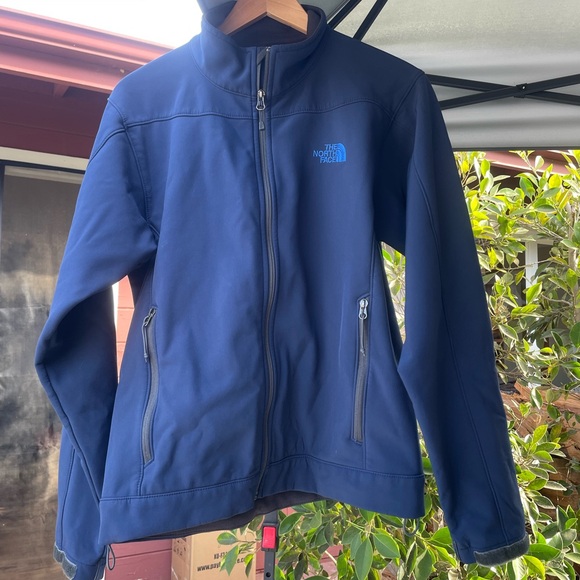 The North Face Navy Softshell Jacket - Picture 1 of 6